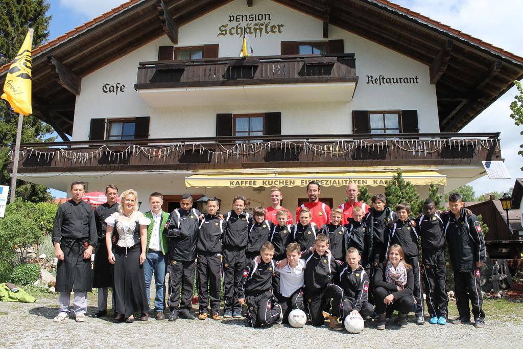 Hotel Schaefflerhof Бишофсмайс Екстериор снимка