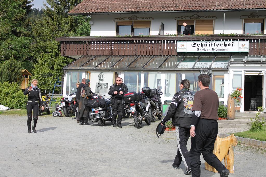Hotel Schaefflerhof Бишофсмайс Екстериор снимка