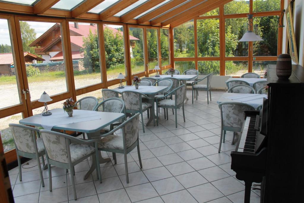 Hotel Schaefflerhof Бишофсмайс Екстериор снимка